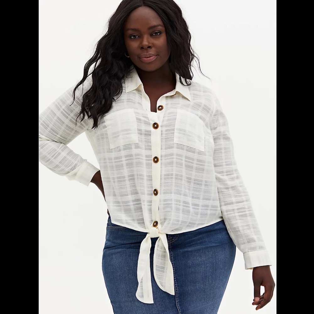 NWT Torrid Shirt - Ivory Cotton Tie Front